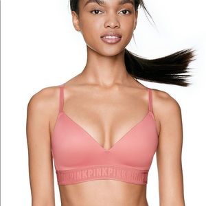 PINK WEAR EVERYWHERE WIRELESS LIGHTLY LINED